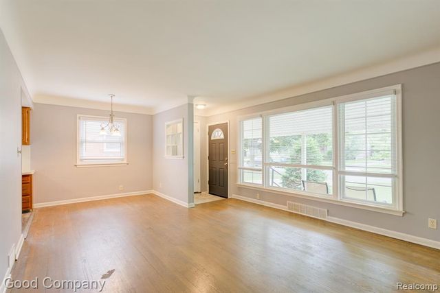 4708 Woodland Avenue, Royal Oak, MI 48073