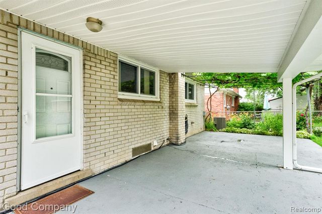 4708 Woodland Avenue, Royal Oak, MI 48073
