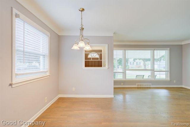 4708 Woodland Avenue, Royal Oak, MI 48073