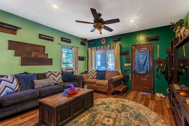 256 McRoberts Street, Joliet, IL 60432