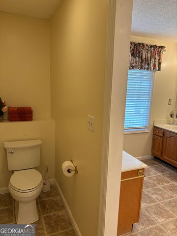 177 Sunny Brook Drive, Newnan, GA 30263