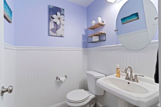 211 N BOSTON DR, North Salt Lake, UT 84054