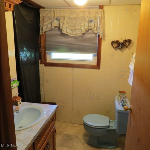 5109 Waynesburg Road NW, Carrollton, OH 44615