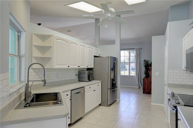 1574 Esterbrook Lane, Sebastian, FL 32958