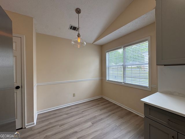 4031 River Rock Way, Woodstock, GA 30188