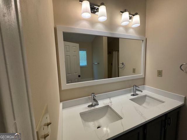 4031 River Rock Way, Woodstock, GA 30188