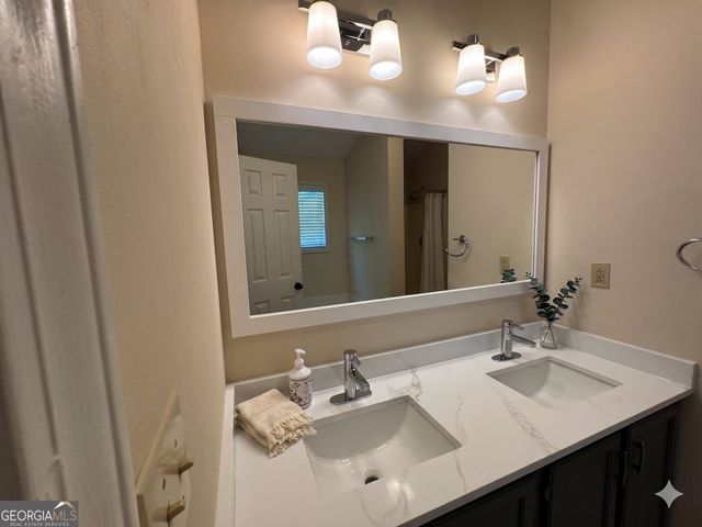 4031 River Rock Way, Woodstock, GA 30188