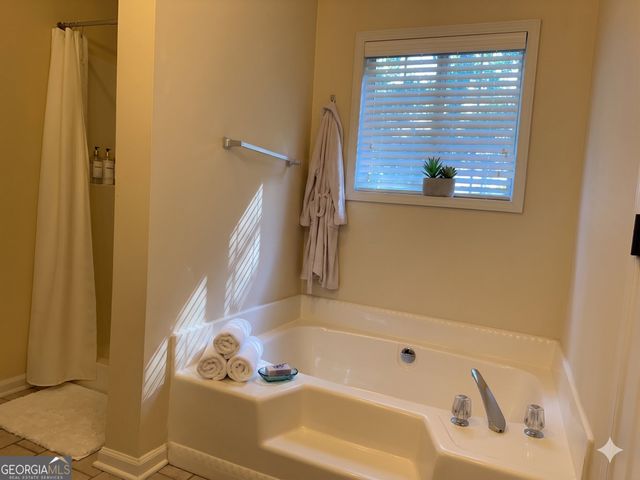 4031 River Rock Way, Woodstock, GA 30188