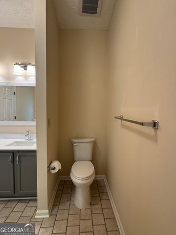 4031 River Rock Way, Woodstock, GA 30188