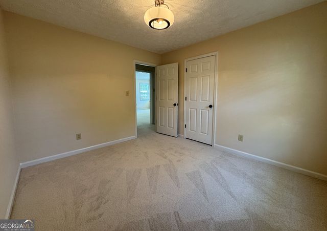 4031 River Rock Way, Woodstock, GA 30188