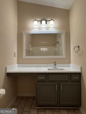 4031 River Rock Way, Woodstock, GA 30188
