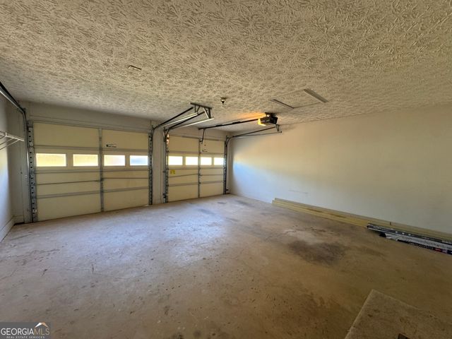 4031 River Rock Way, Woodstock, GA 30188