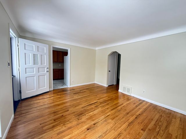 844 Harrison Boulevard, Lincoln Park, MI 48146