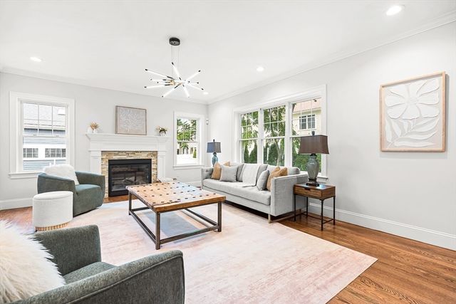 49 Sheridan Circle, Winchester, MA 01890