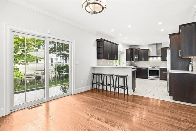49 Sheridan Circle, Winchester, MA 01890