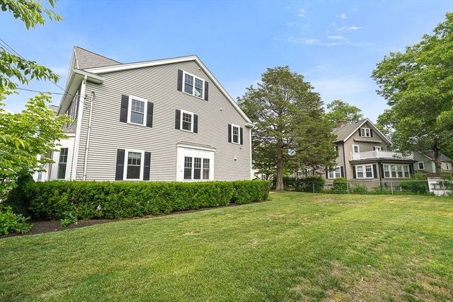 49 Sheridan Circle, Winchester, MA 01890