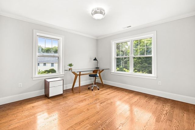 49 Sheridan Circle, Winchester, MA 01890