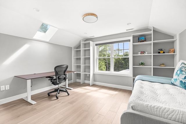 49 Sheridan Circle, Winchester, MA 01890