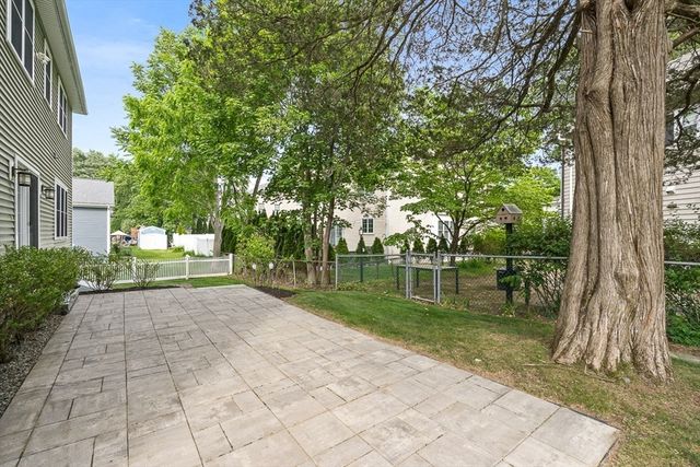 49 Sheridan Circle, Winchester, MA 01890