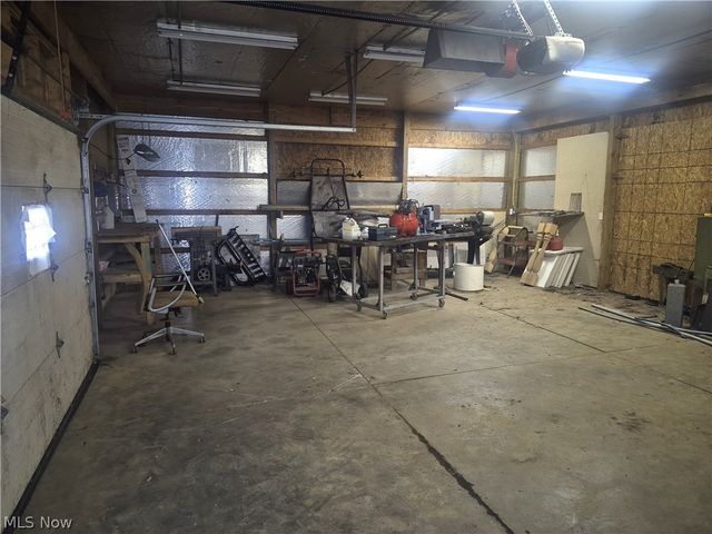 7695 Norton Road, Garrettsville, OH 44231