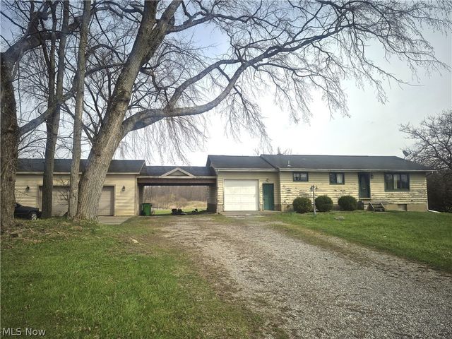 7695 Norton Road, Garrettsville, OH 44231