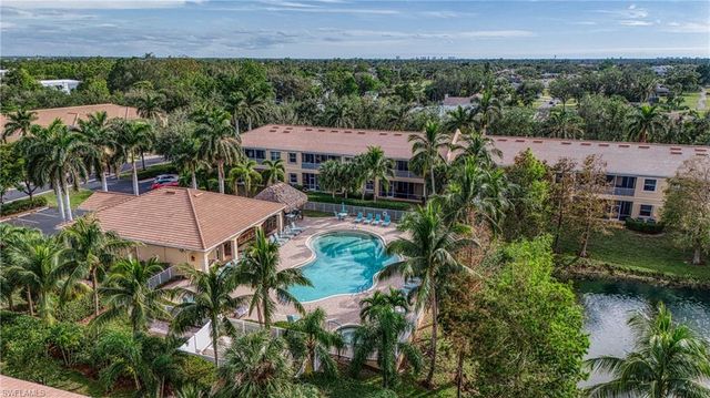 6031 Jonathans Bay CIR # 401, Fort Myers, FL 33908