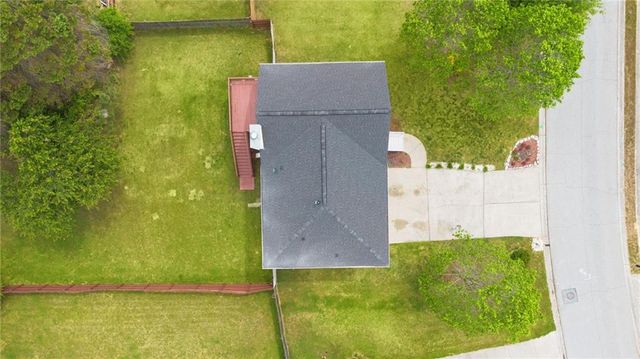 1414 Paddocks Way, Powder Springs, GA 30127