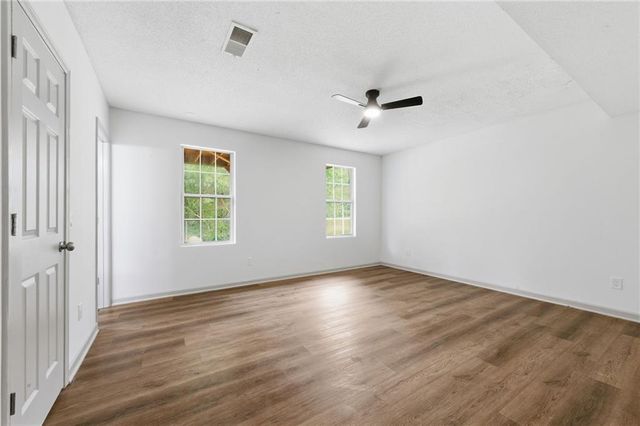 1414 Paddocks Way, Powder Springs, GA 30127