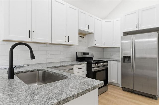 1414 Paddocks Way, Powder Springs, GA 30127