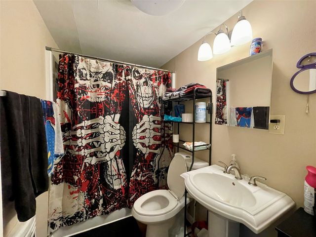 10806 Newson Road, Keithville, LA 71047