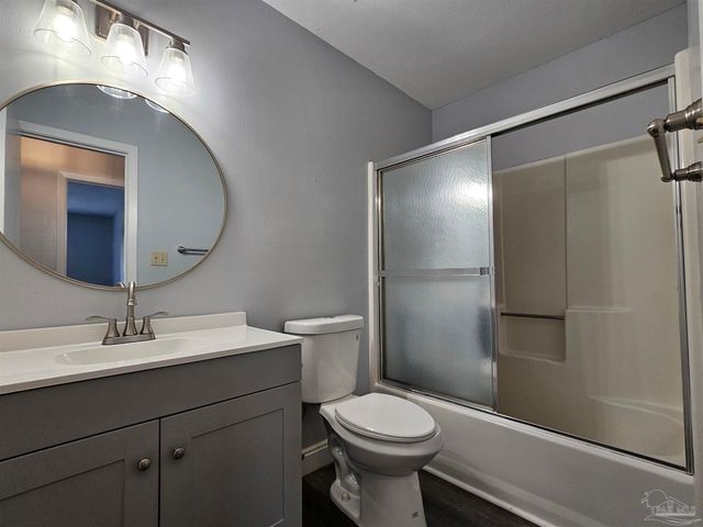 6206 Woodward Ln, Milton, FL 32570