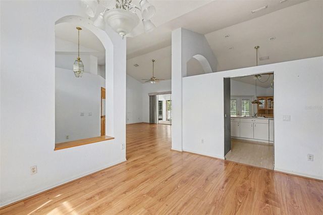 5282 N MINT POINT, Beverly Hills, FL 34465