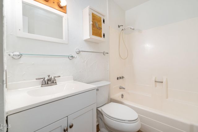 5920 Farm Gate Road, Raleigh, NC 27606