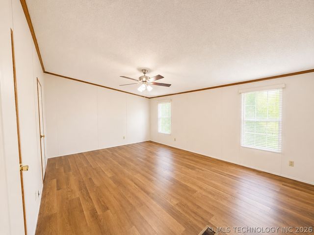 25131 S 604 Road, Grove, OK 74344