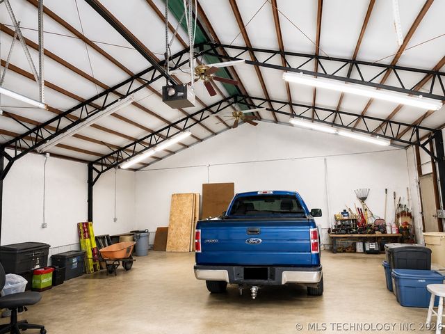25131 S 604 Road, Grove, OK 74344