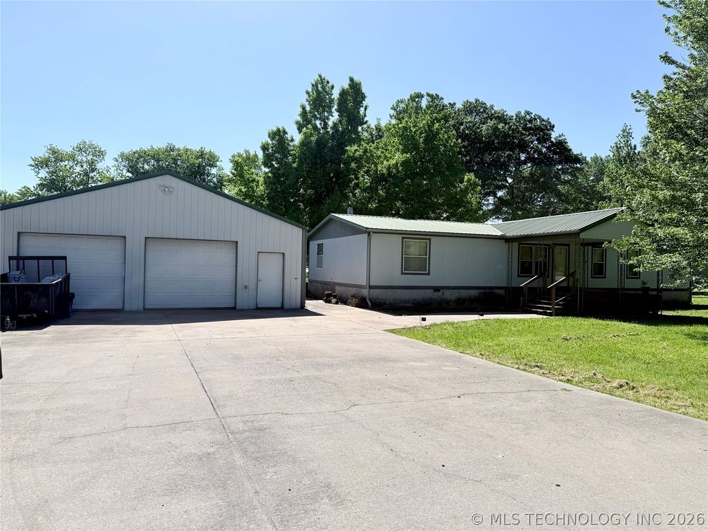 25131 S 604 Road, Grove, OK 74344