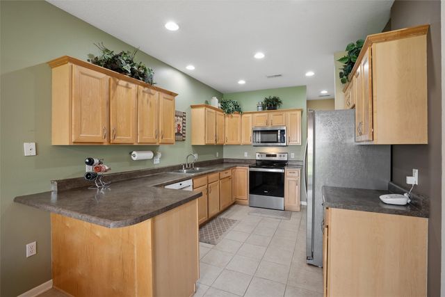 900 67th Street 1003, West Des Moines, IA 50266