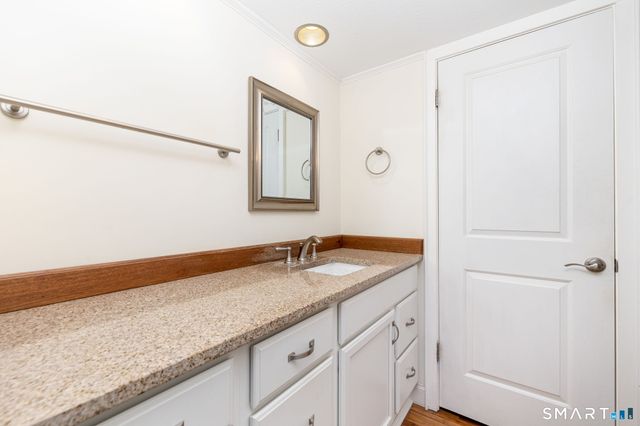 7 Mallard Drive 7, Farmington, CT 06001