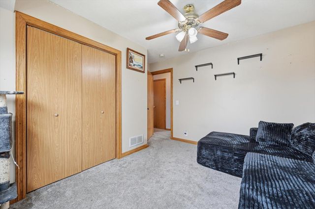 2214 S 8TH Street, Council Bluffs, IA 51501