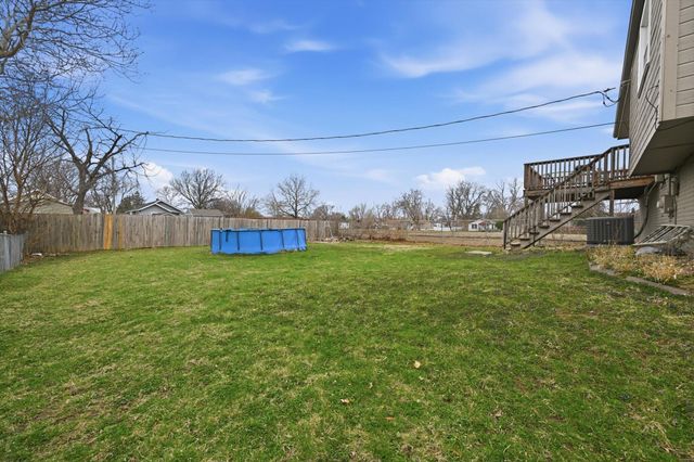 2214 S 8TH Street, Council Bluffs, IA 51501