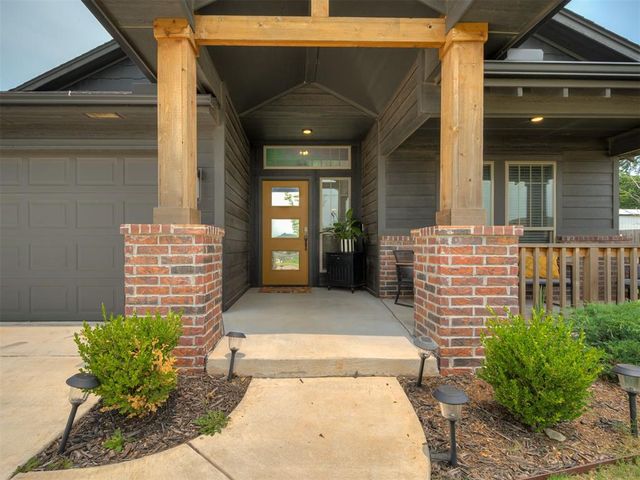 20071 Park Lane, Harrah, OK 73045