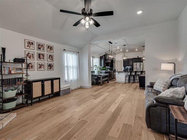 20071 Park Lane, Harrah, OK 73045