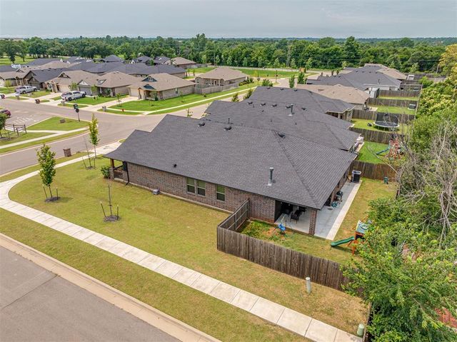 20071 Park Lane, Harrah, OK 73045