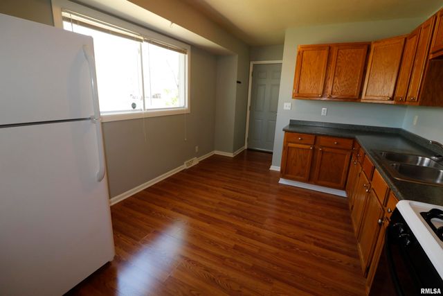 5819 N SEDLEY Street, Peoria, IL 61615