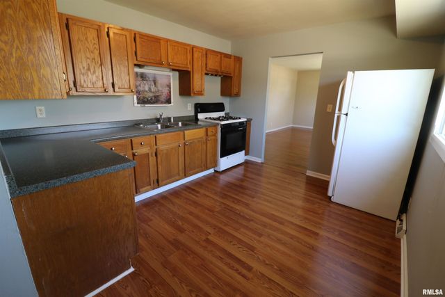 5819 N SEDLEY Street, Peoria, IL 61615