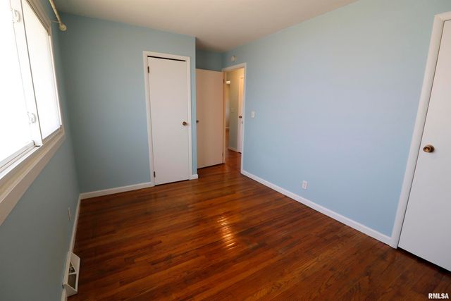 5819 N SEDLEY Street, Peoria, IL 61615