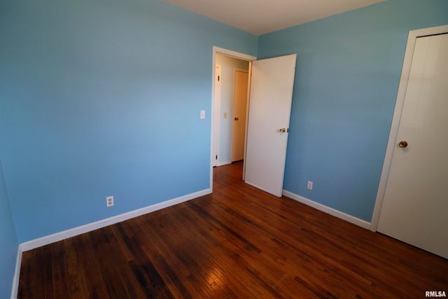 5819 N SEDLEY Street, Peoria, IL 61615