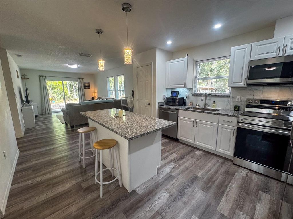 Image 10 of property listing at 119 PINE TRAIL, Melrose, FL 32666