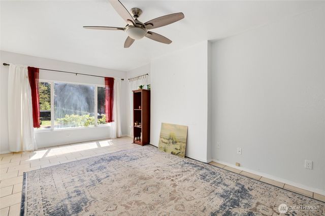 940 E Cascade Avenue, Shelton, WA 98584