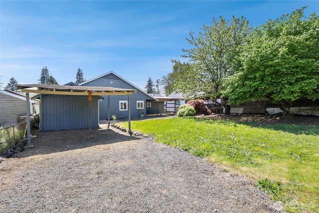 940 E Cascade Avenue, Shelton, WA 98584